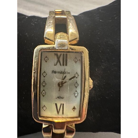 Armitron Now Womens Gold-Tone Bracelet Watch With Roman Numerals Mother of Pearl - Picture 3 of 9